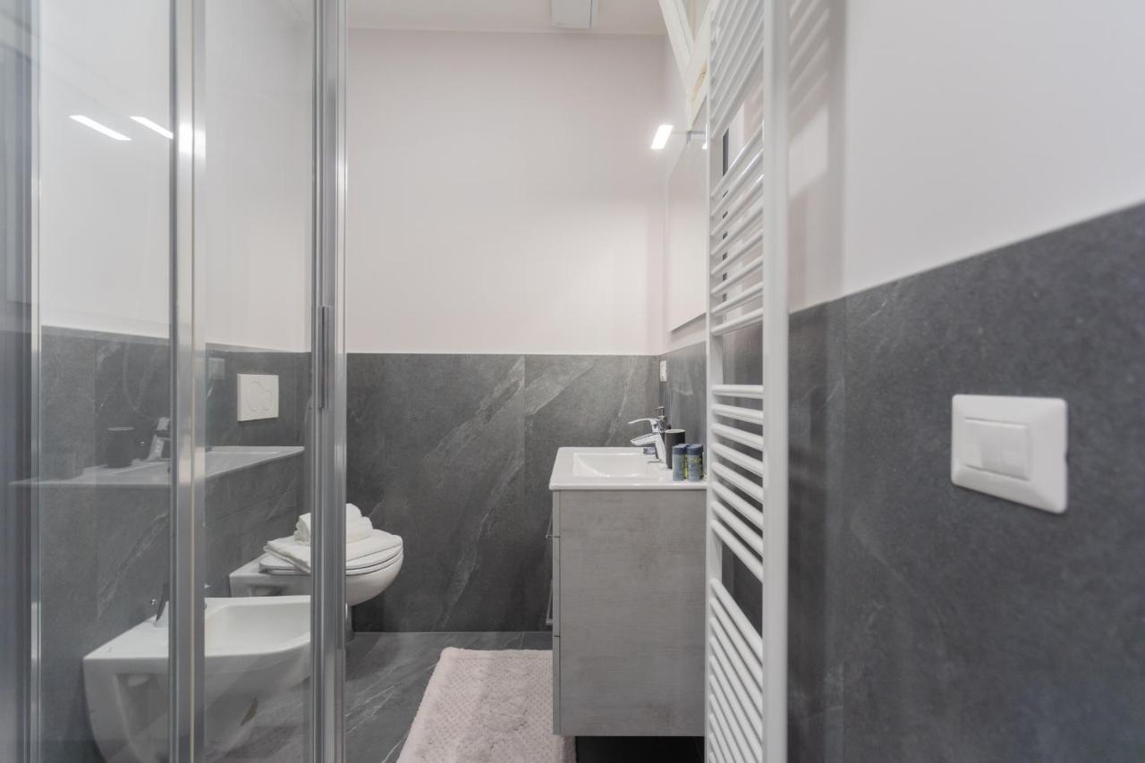 Sant'Agostino Apartments By Rent All Como Bagian luar foto