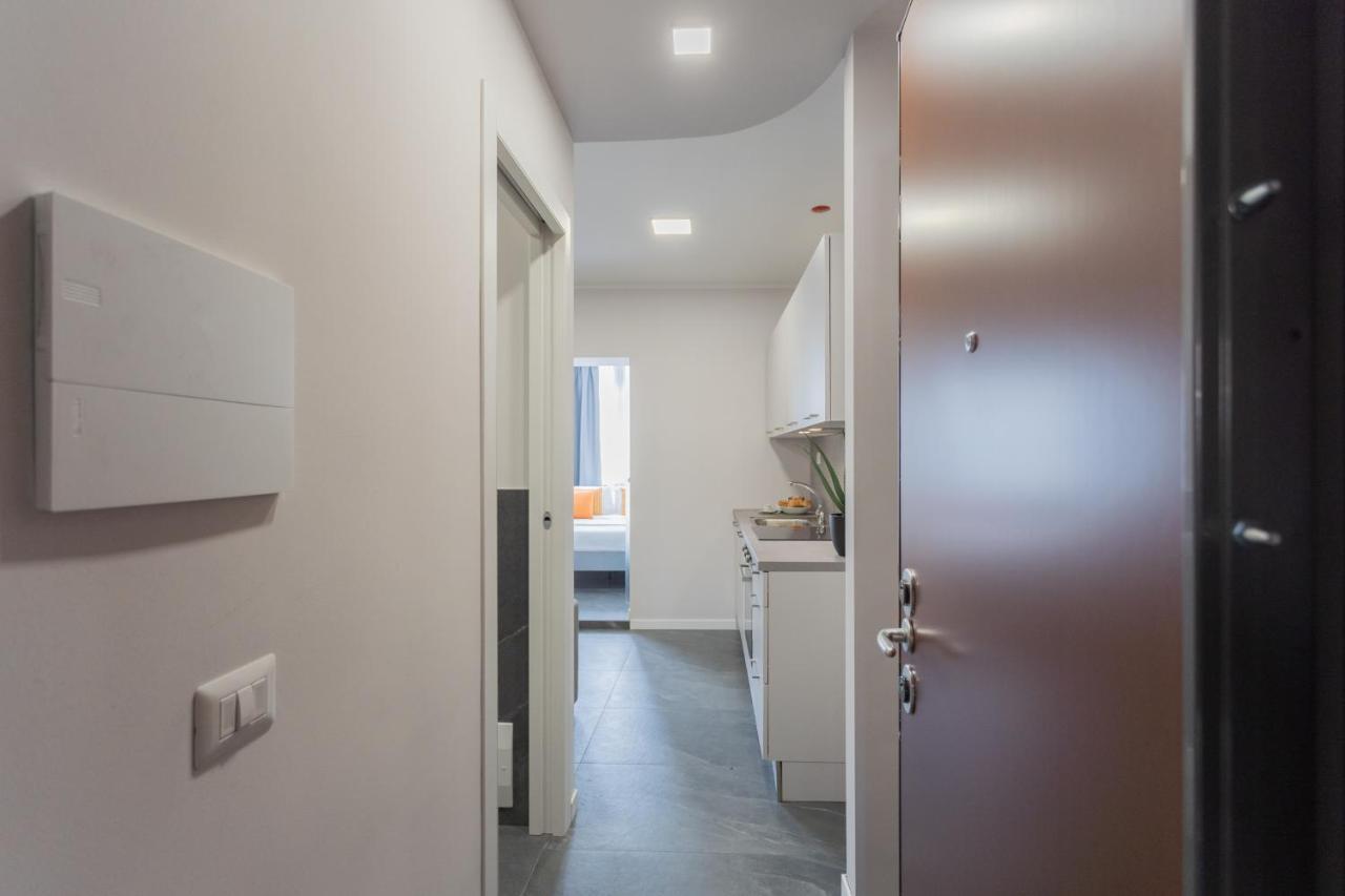 Sant'Agostino Apartments By Rent All Como Bagian luar foto