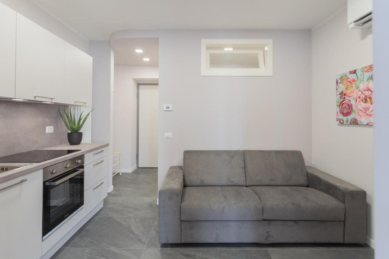 Sant'Agostino Apartments By Rent All Como Bagian luar foto