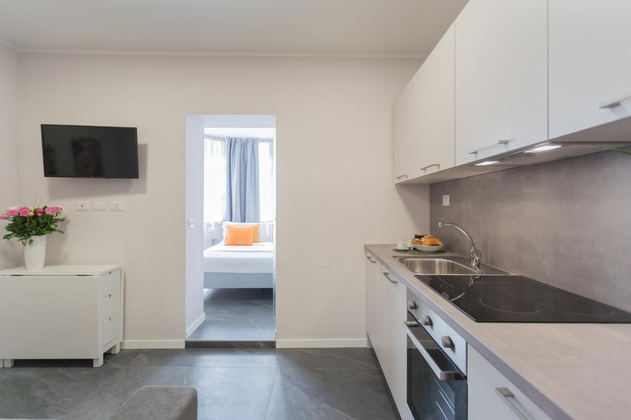 Sant'Agostino Apartments By Rent All Como Bagian luar foto